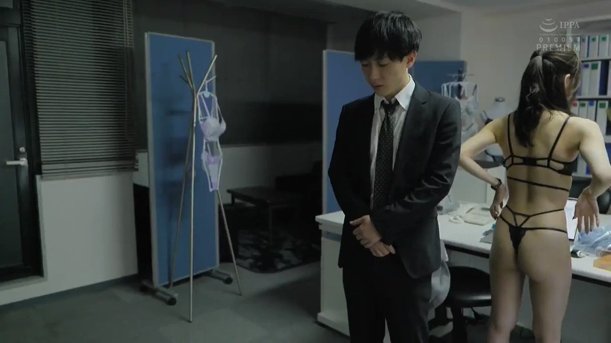 ボクだけの下着モデル。会社で一番スタイルが良くて押しに弱すぎる篠田先輩と、あの夜から中出しし続けている。 篠田ゆう Post3