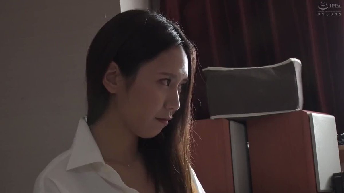 女上司のワイシャツ姿に我慢できずにおかわりファック！美人だけど厳しくて口うるさい女上司と飲んでいたら…。泥●した女上司と酔った勢いで最後まで Post1