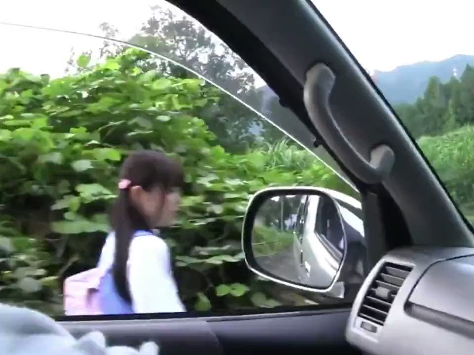 ロ○ータ美少女を狙った黒人野外中出しレ●プ Post1