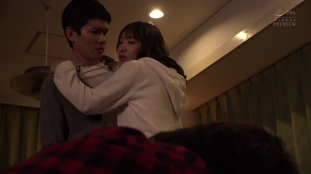 キスが上手すぎる痴女後輩の誘惑に負けて唾液だらだら中出し交尾で射精させられたボク 星奈あい Post1