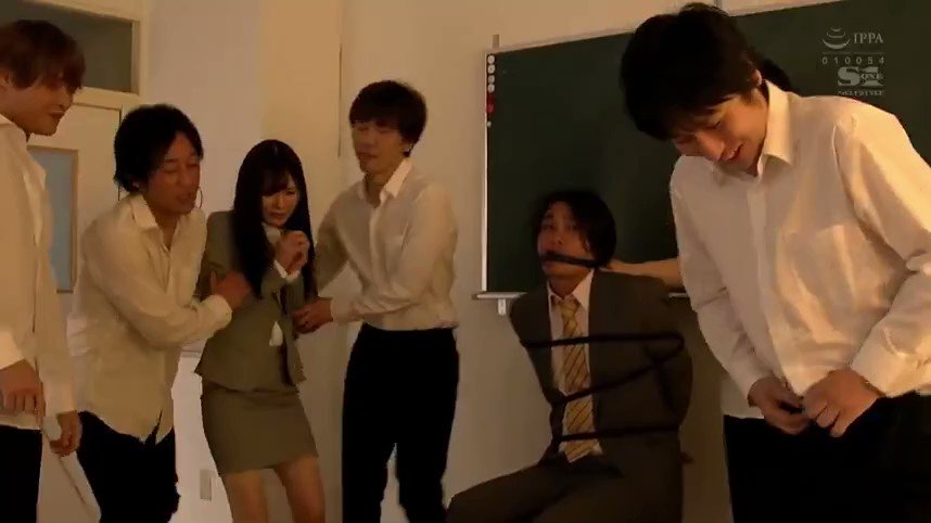犯●れた新任女教師 恋人の目の前で生徒に犯●れたわたし 坂道みる Post1