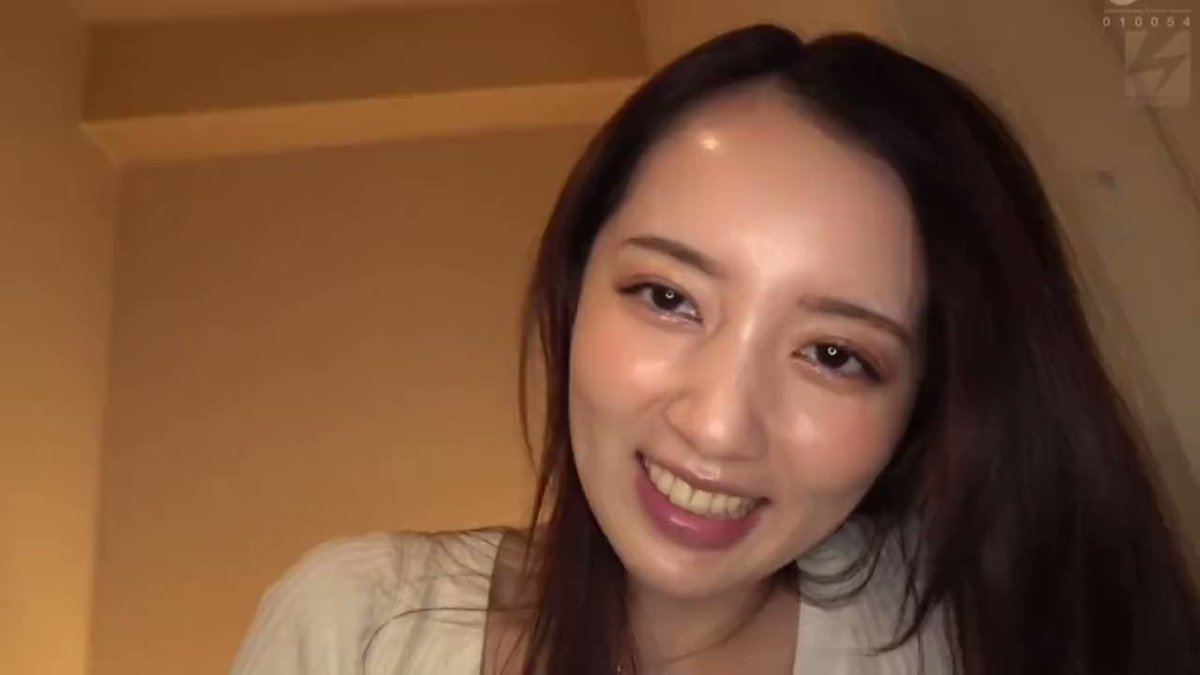 ヤリモク人妻。マッチングアプリでゲット！！ 出会って超速ホテルIN即マン！美人妻は即効型の都合のイイ絶倫タダマンビッチだった。 人妻:かんなさん。 Post1