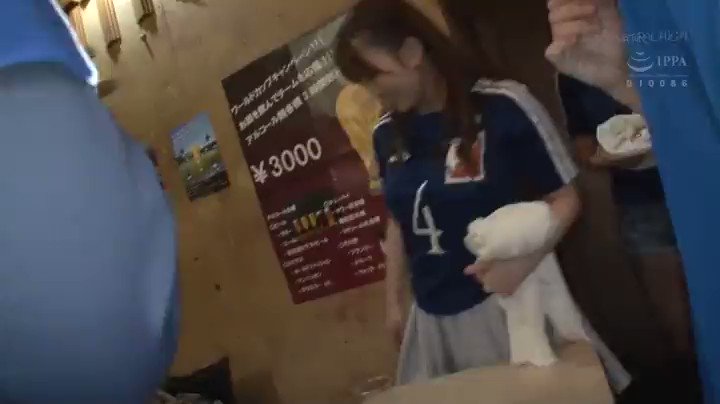 スポーツバー輪●2 友達の前で全裸にされ恥辱に震えながら犯●れ続けた女たち Post5