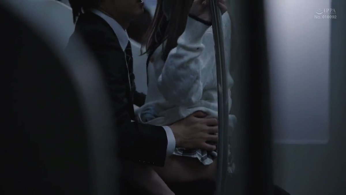 最終接吻電車 誰もいない2人きりの車内で美少女と何度もキス×キス×キス 松本いちか Post2