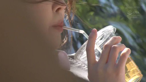 クスリを飲まされ女体炎上！人目も気にせず全裸オナニーでイキ漏らす野外アクメ女 色白美乳OL Post2