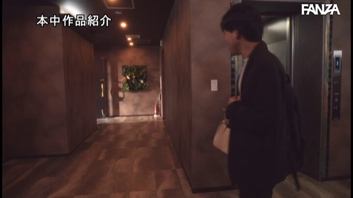 友達と行った温泉宿で不倫中の巨乳上司と部下を発見。混浴温泉に呼び出して何度も何度も中出しした。 小花のん Post13
