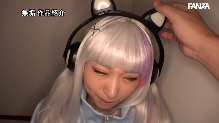 オジサンに没頭する発情コスプレイヤー 敏感大量失禁・お漏らし・ハメ潮オフパコ5SEX 皆月ひかる Post8