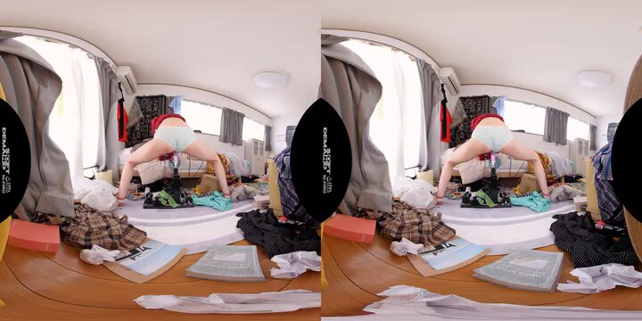 【VR】数年ぶりに帰郷すると、アラサーの姉は未だに自称家事手伝い（ニート）の喪女だった。無防備な尻、無様なピストンバイブ・オナニーを覗き見て思わず襲ってしまうと、久しぶりのチ●ポに興奮止まずにイっても追撃騎乗位してくる！隠れ巨乳の姉（27）天宮花南 Post1