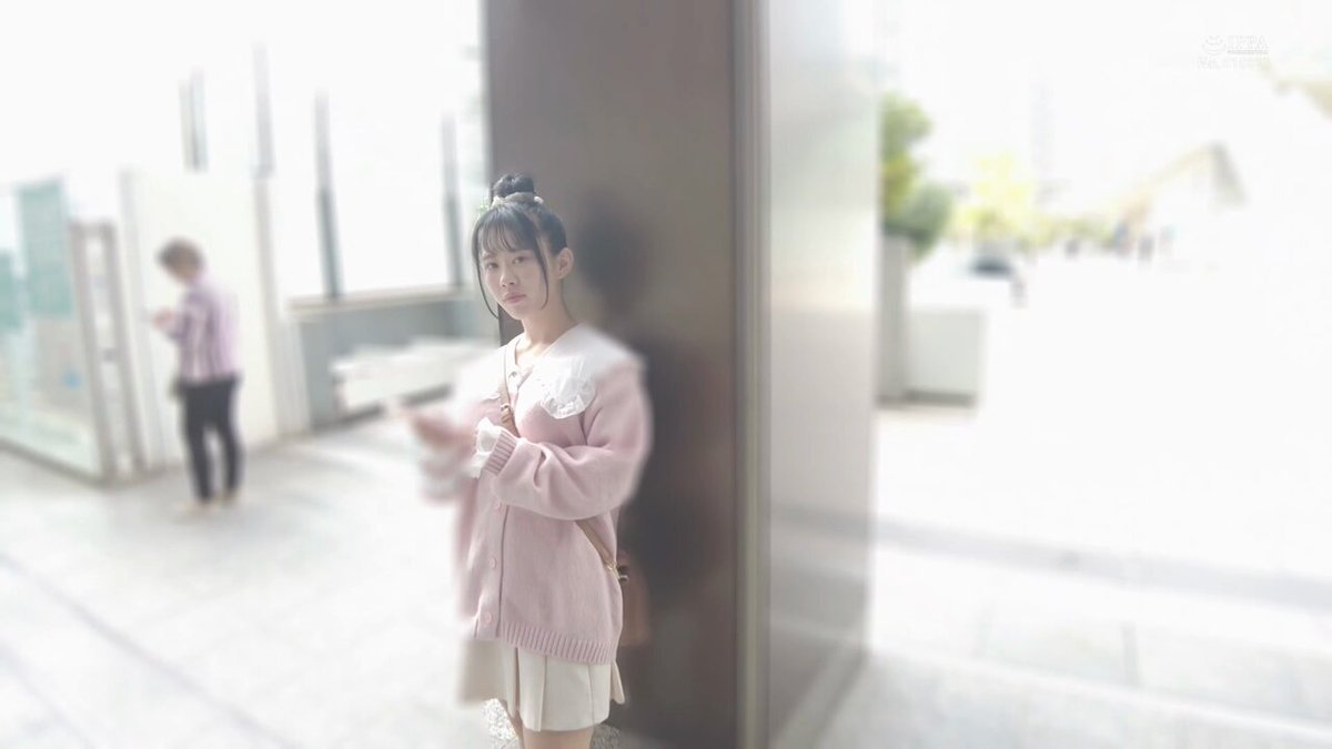 無邪気な巨乳ぶりっこは男を弄ぶ余裕がなくなるほどにガクガク激イキ！生まれて初めてのナマ中出し校外学習！甘井くるみ【圧倒的4K映像でヌク！】 Post1