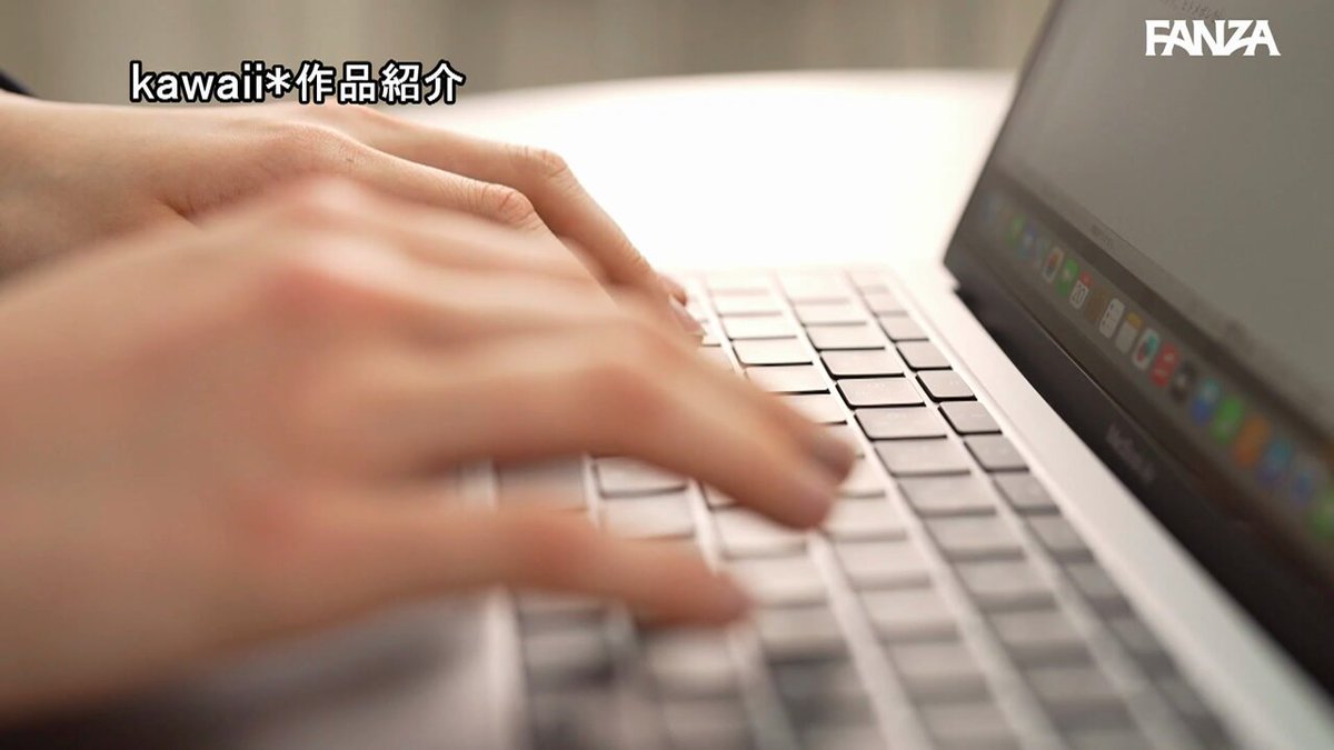 出張先の相部屋で絶倫上司に何度も中出しされて… 大嫌いな課長の粘着質な愛撫と濃厚SEXに溺れた華奢美乳OL 小坂七香 Post1